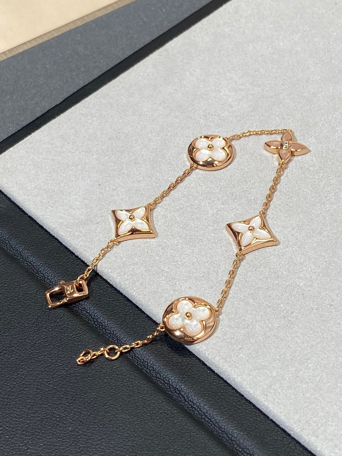 [Super CiCi ]STAR AND SUN 5 MOTIF MOP PINK GOLD BRACELET