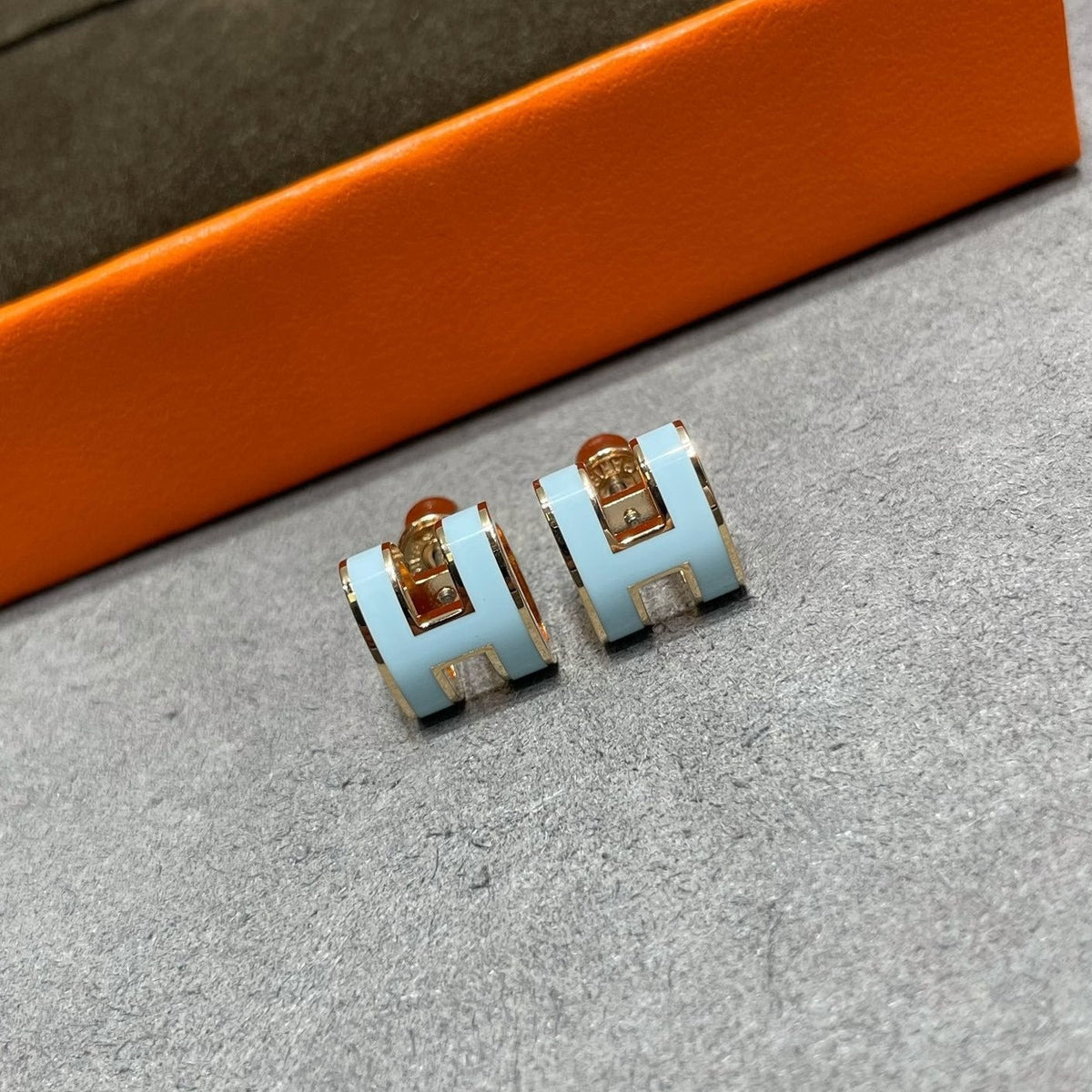 [Super CiCi ]POP H SKY BLUE STUD EARRINGS