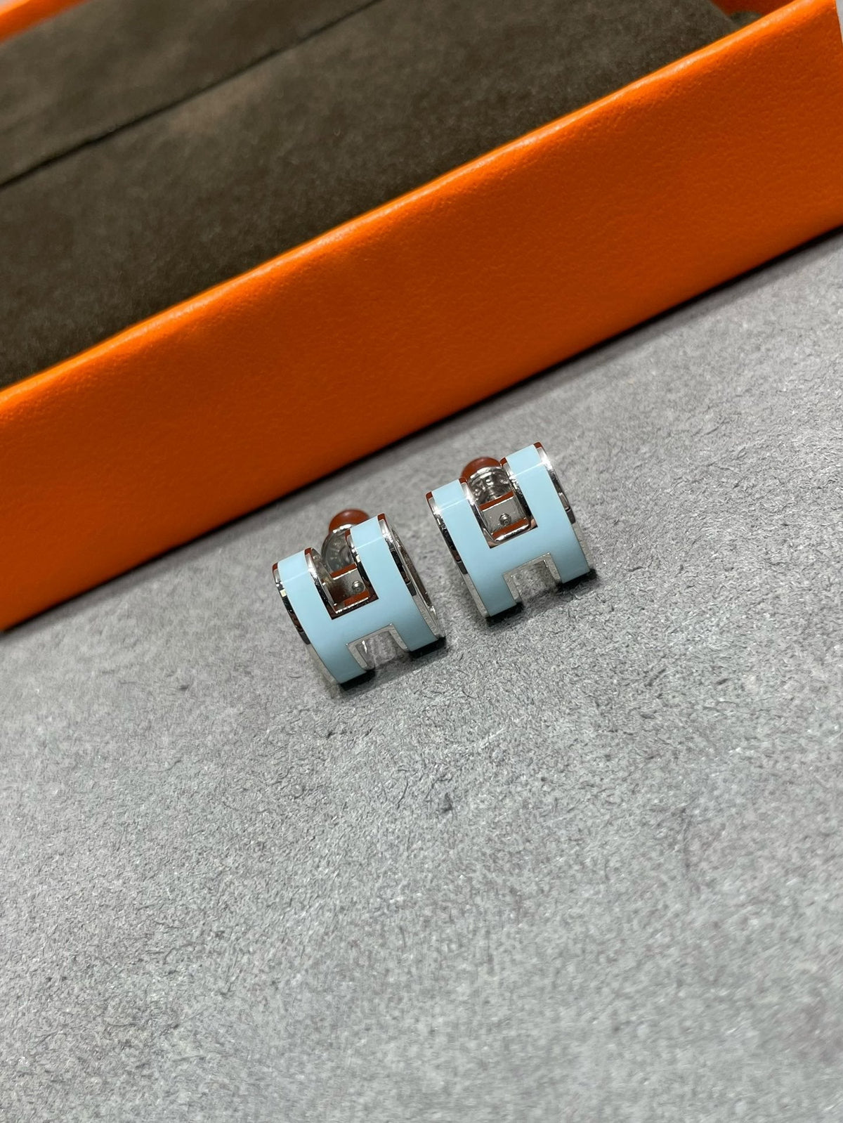 [Super CiCi ]POP H SKY BLUE STUD EARRINGS