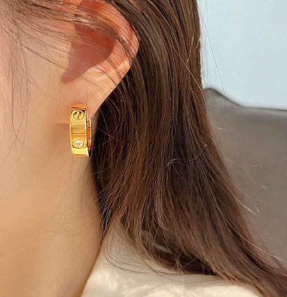 [Super CiCi ]LOVE 5.5MM 1 DIAMOND EARRINGS