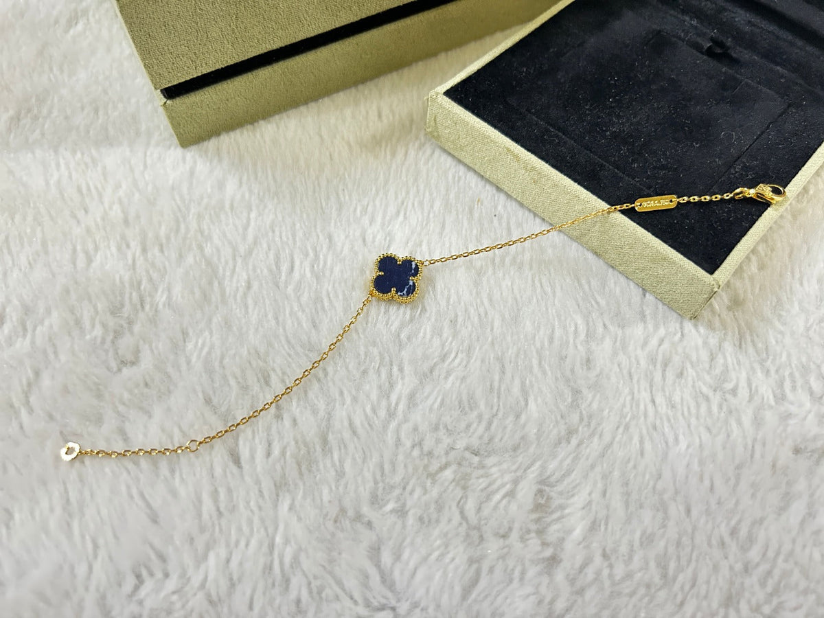 [Super CiCi ]CLOVER 1 MOTIF PIETERSITE BRACELET
