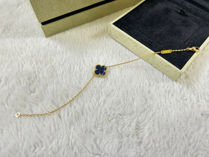 [Super CiCi ]CLOVER 1 MOTIF PIETERSITE BRACELET