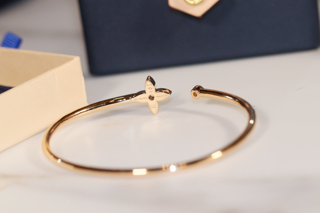 [Super CiCi ]IDYLLE GOLD OPEN BRACELET DIAMOND PAVED