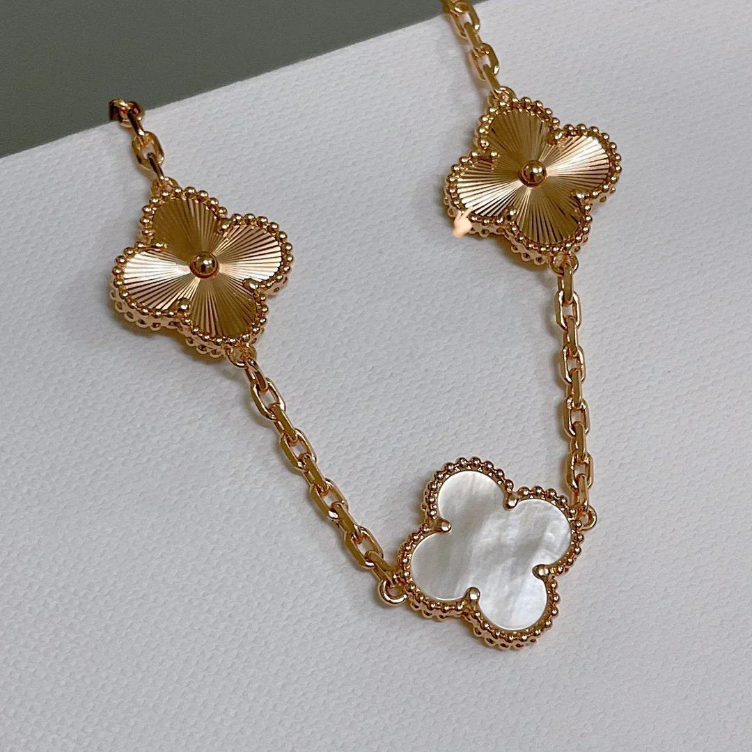 [Super CiCi ]CLOVER WHITE PEARL MOP 5 MOTIF BRACELET COLLECTION