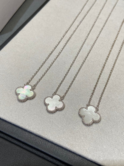 [Super CiCi ]CLOVER MEDIUM SILVER WHITE MOP NECKLACE