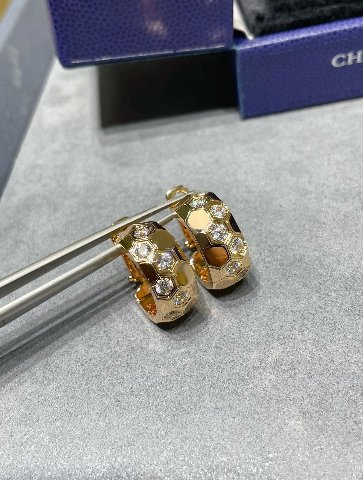 [Super CiCi ]BEE LOVE DIAMOND HOOP EARRINGS