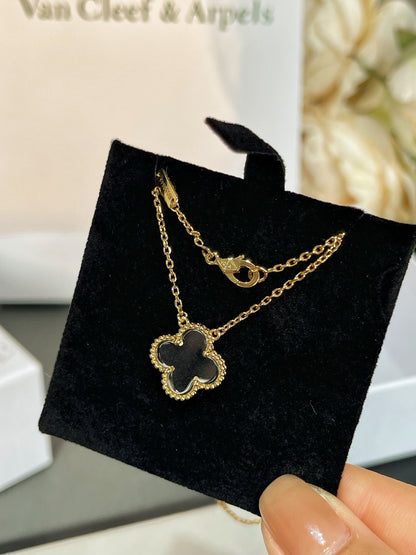 [Super CiCi ]CLOVER ROCK CRYSTAL ROSE GOLD NECKLACE
