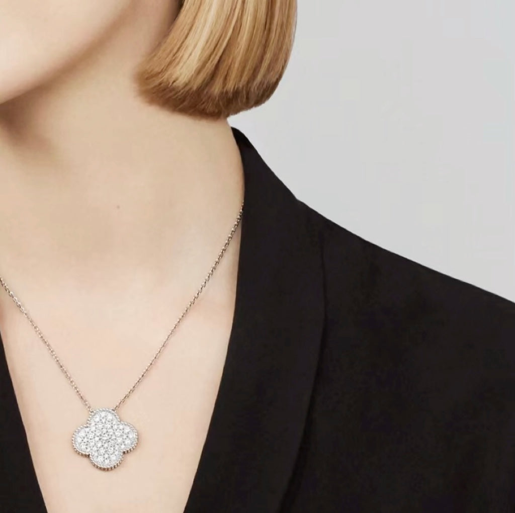 [Super CiCi ]CLOVER 25MM LARGE PENDANT DIAMOND PAVED SILVER NECKLACE