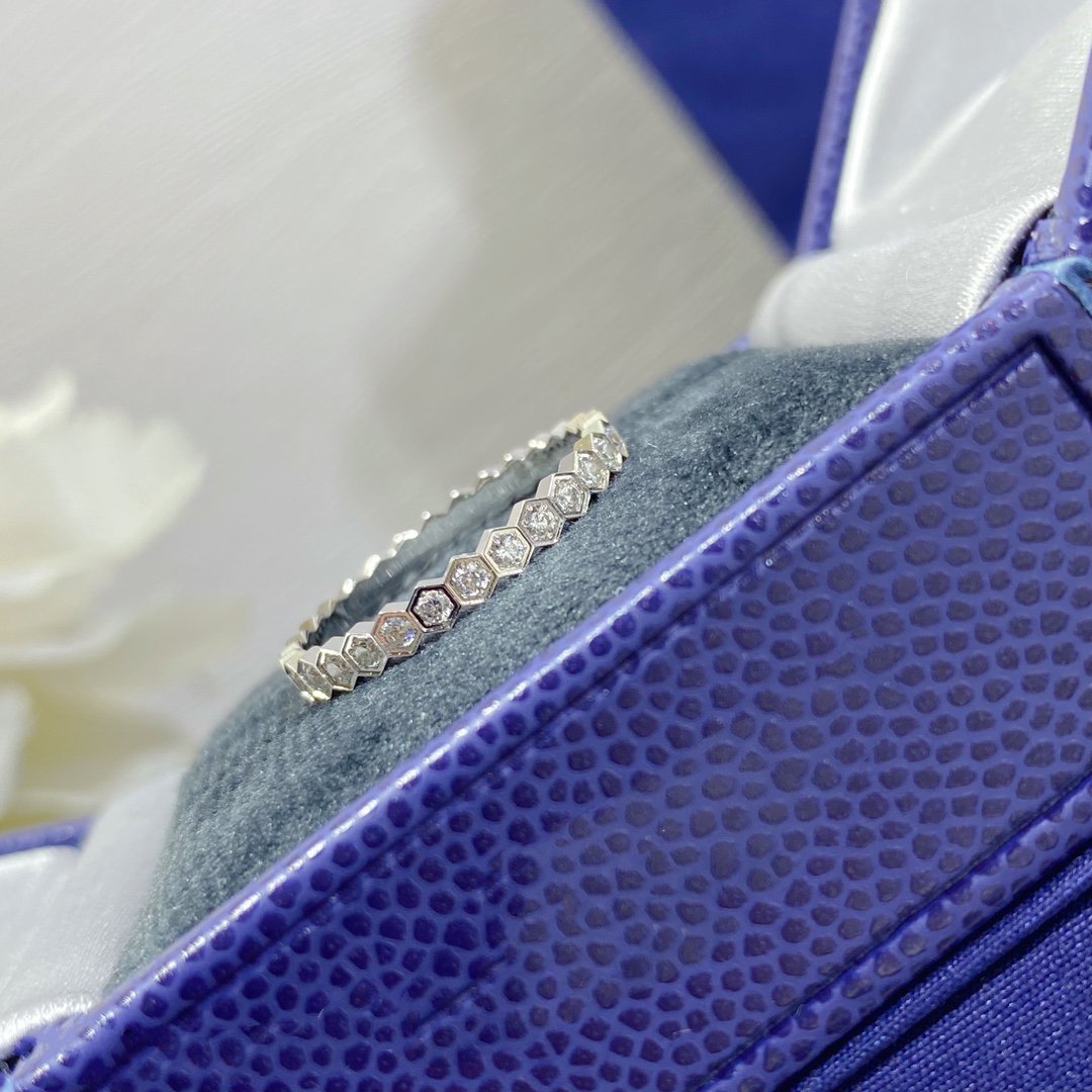 [Super CiCi ]BEE LOVE DIAMOND PAVED SMALL RING