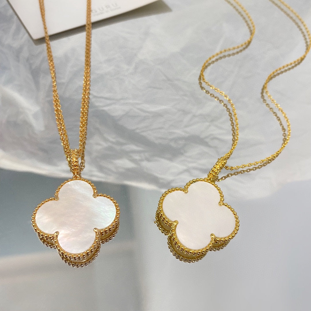 [Super CiCi ]CLOVER 25MM MOP LARGE PENDANT NECKLACE