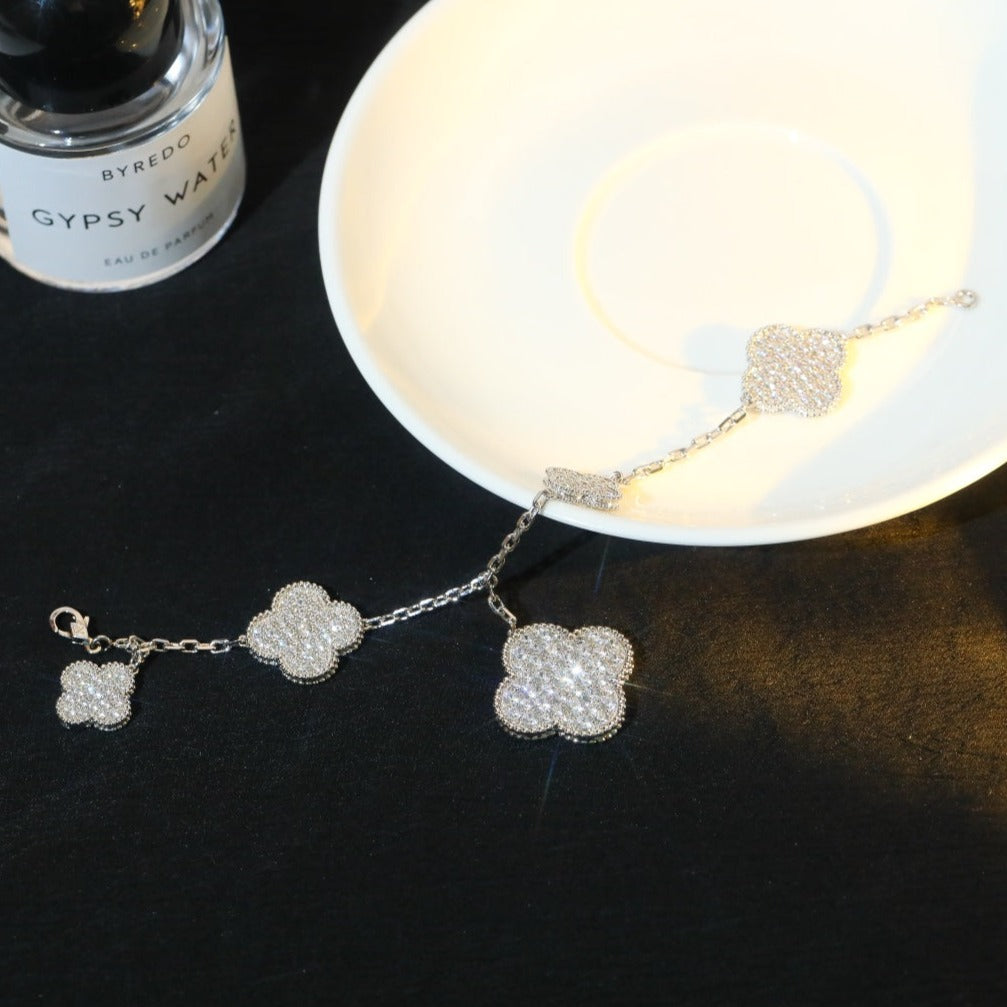 [Super CiCi ]CLOVER BRACELET 5 MOTIF SILVER DIAMOND PAVED