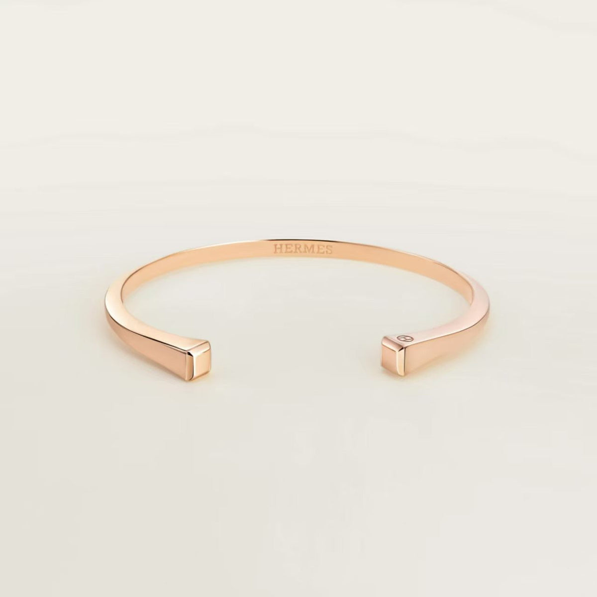 [Super CiCi]CLOU DE FORGE SQUARE CONE STUDS OPEN CUFF ONE SIZE