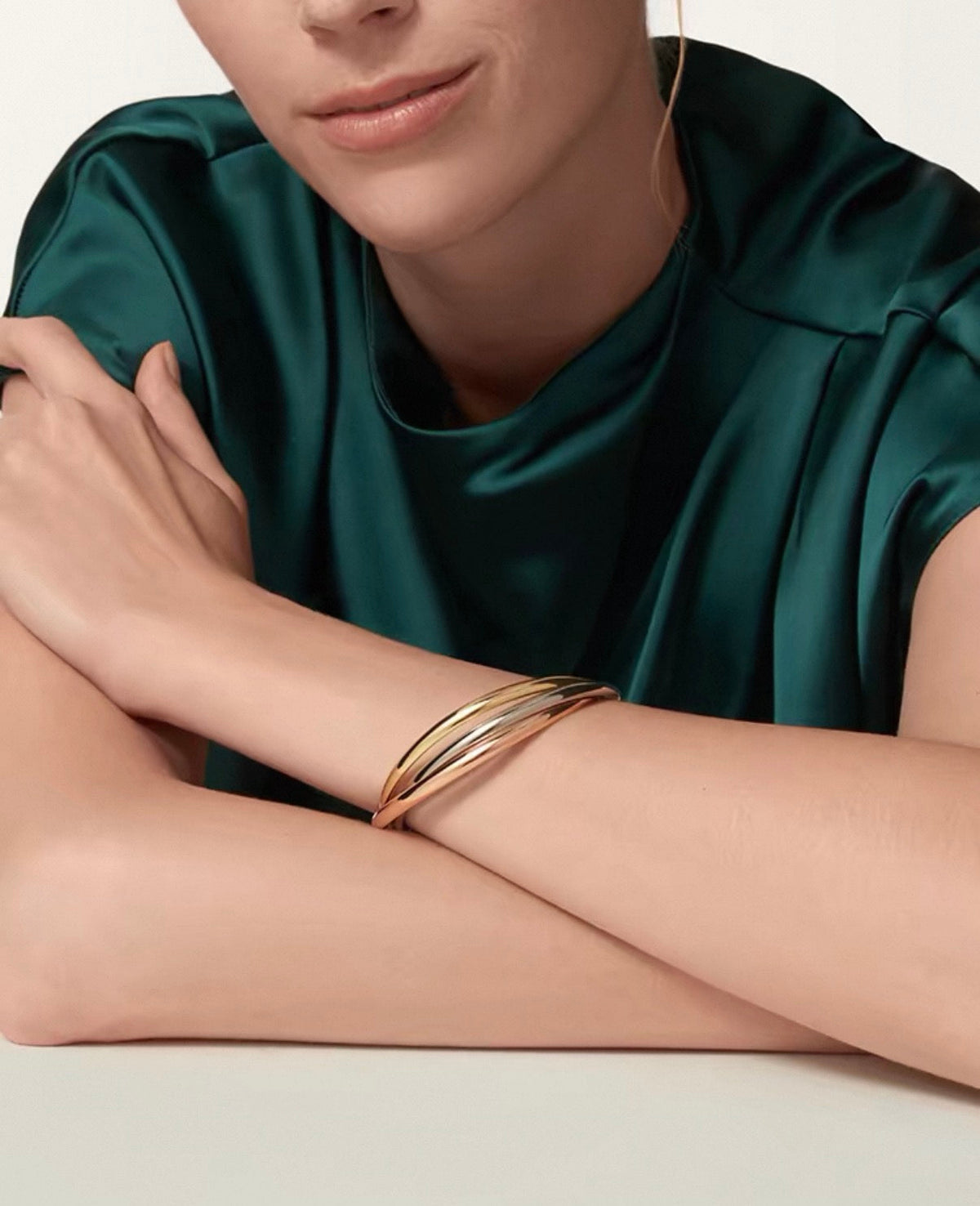 [Zalyn]TRINITY COLLECTION CLASSIC THREE-COLOUR GOLD TRIPLE BAND BANGLE