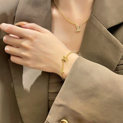 [Super CiCi ]LOGO STAR MOTIF GOLD BRACELET