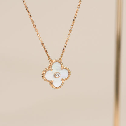 [Super CiCi ]CLOVER 15MM DIAMOND WHITE FRITILLARIA NECKLACE