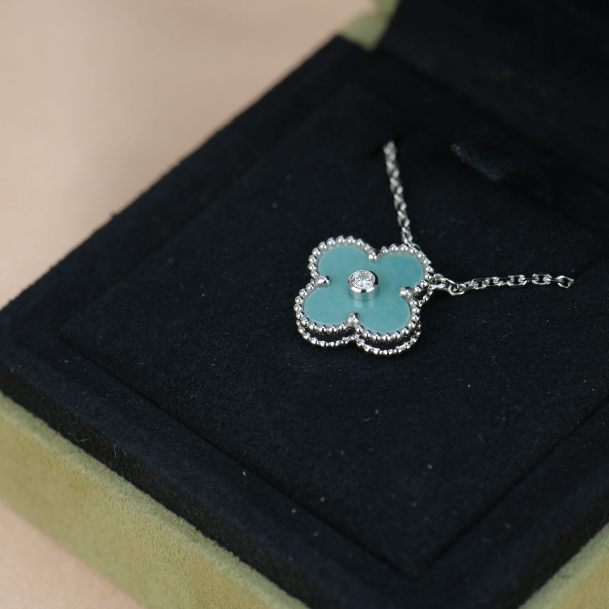 [Super CiCi ]CLOVER 15MM DIAMOND SVRES PORCELAIN  NECKLACE SILVER