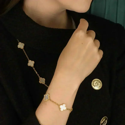 [Super CiCi ]CLOVER WHITE PEARL MOP 5 MOTIF BRACELET COLLECTION