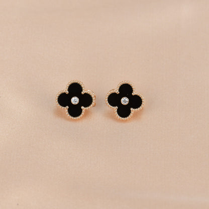 [Super CiCi ]CLOVER MEDIUM 1 MOTIFS ONYX DIAMOND EARRINGS
