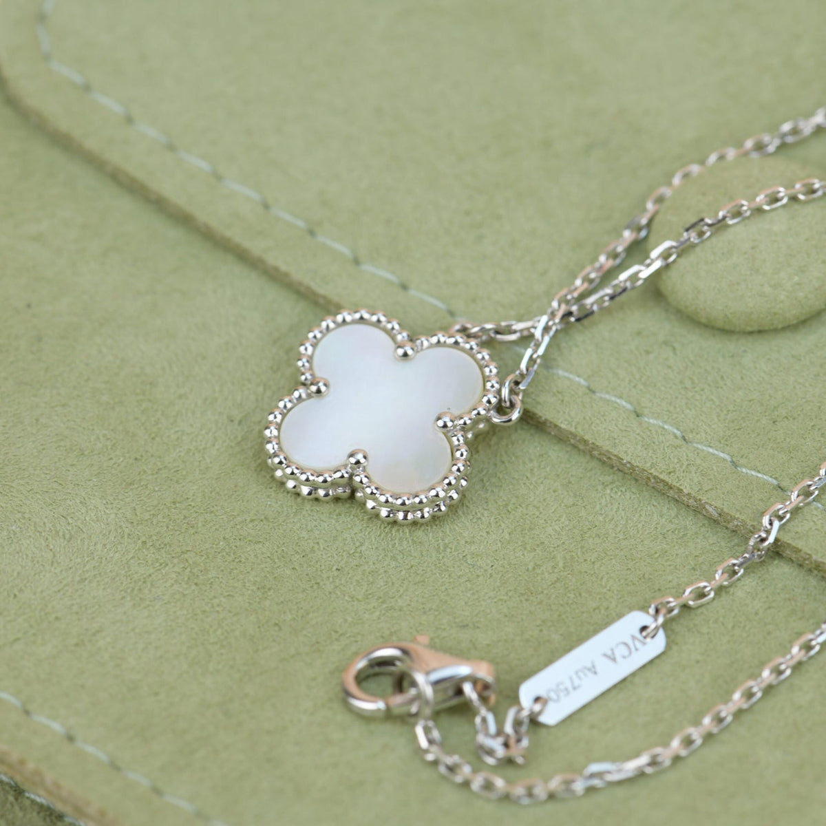 [Super CiCi ]CLOVER  15MM WHITE MOTHER-OF-PEARL SILVER
