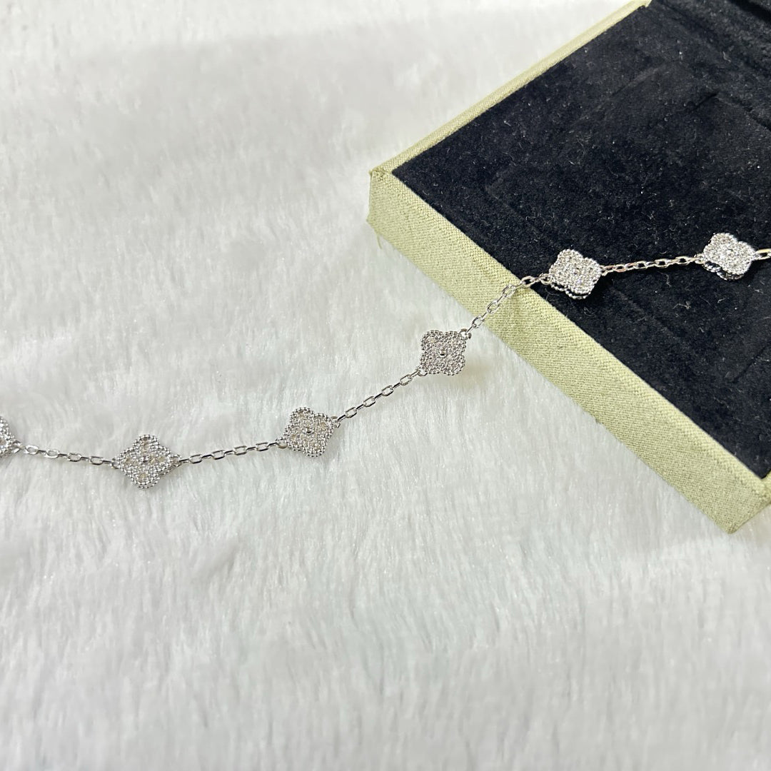[Super CiCi ]CLOVER 6 MOTIF DIAMOND BRACELET