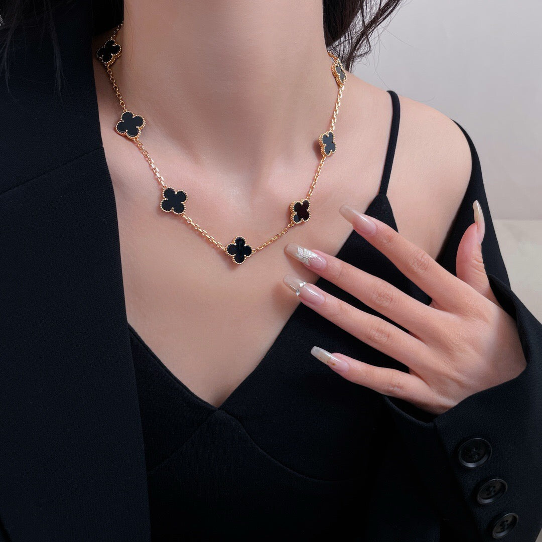 [Super CiCi ]CLOVER 10 MOTIFS ONYX NECKLACE