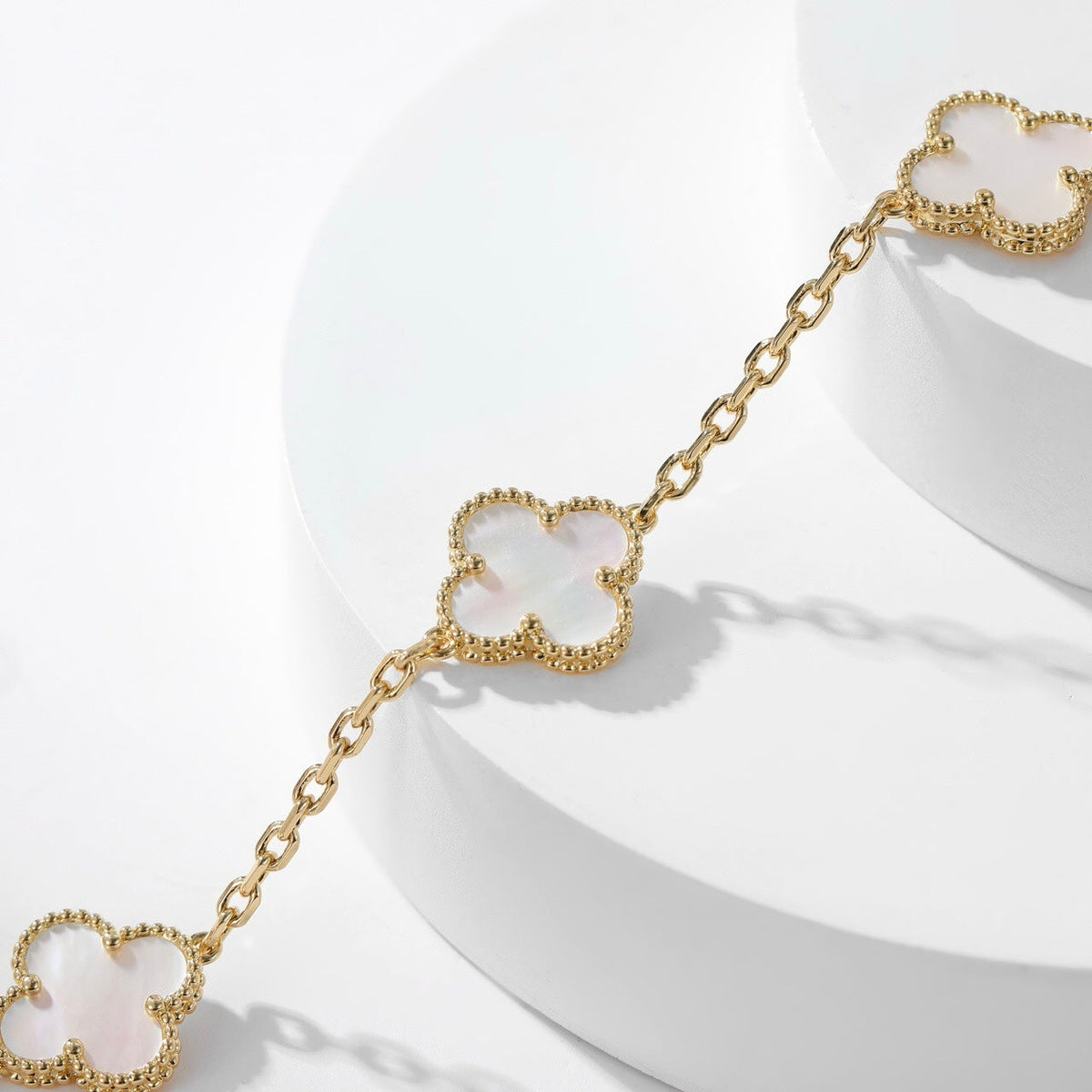 [Super CiCi ]CLOVER 10 MOTIFS WHITE MOTHER OF PEARL NECKLACE