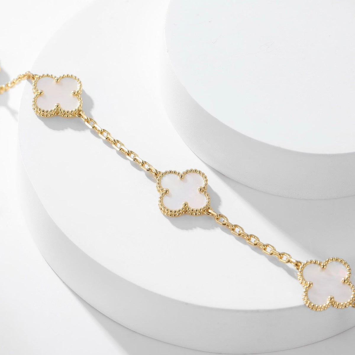 [Super CiCi ]CLOVER 10 MOTIFS WHITE MOTHER OF PEARL NECKLACE