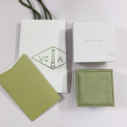 [Super CiCi ]VA CLOVER BRACELET NECKLACE RING BOX GIFT BAG