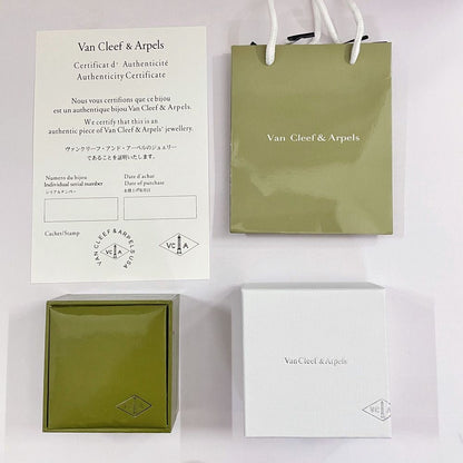 [Super CiCi ]VA CLOVER BRACELET NECKLACE RING BOX GIFT BAG