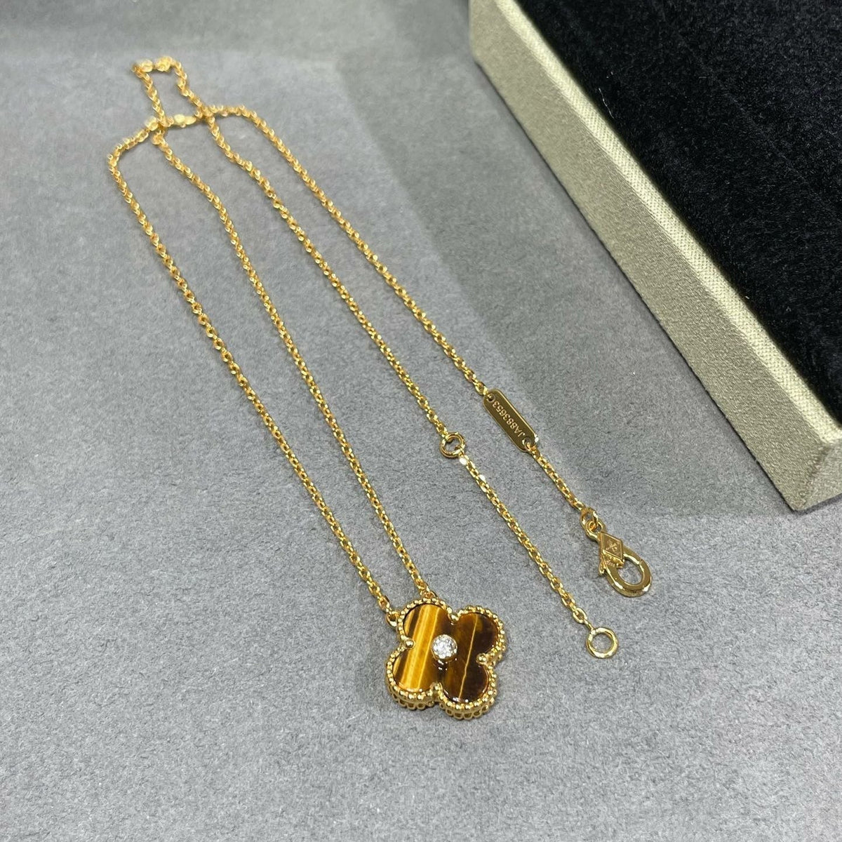 [Super CiCi ]CLOVER 15MM DIAMOND AND YELLOW TIGER'S EYE AGATE necklace