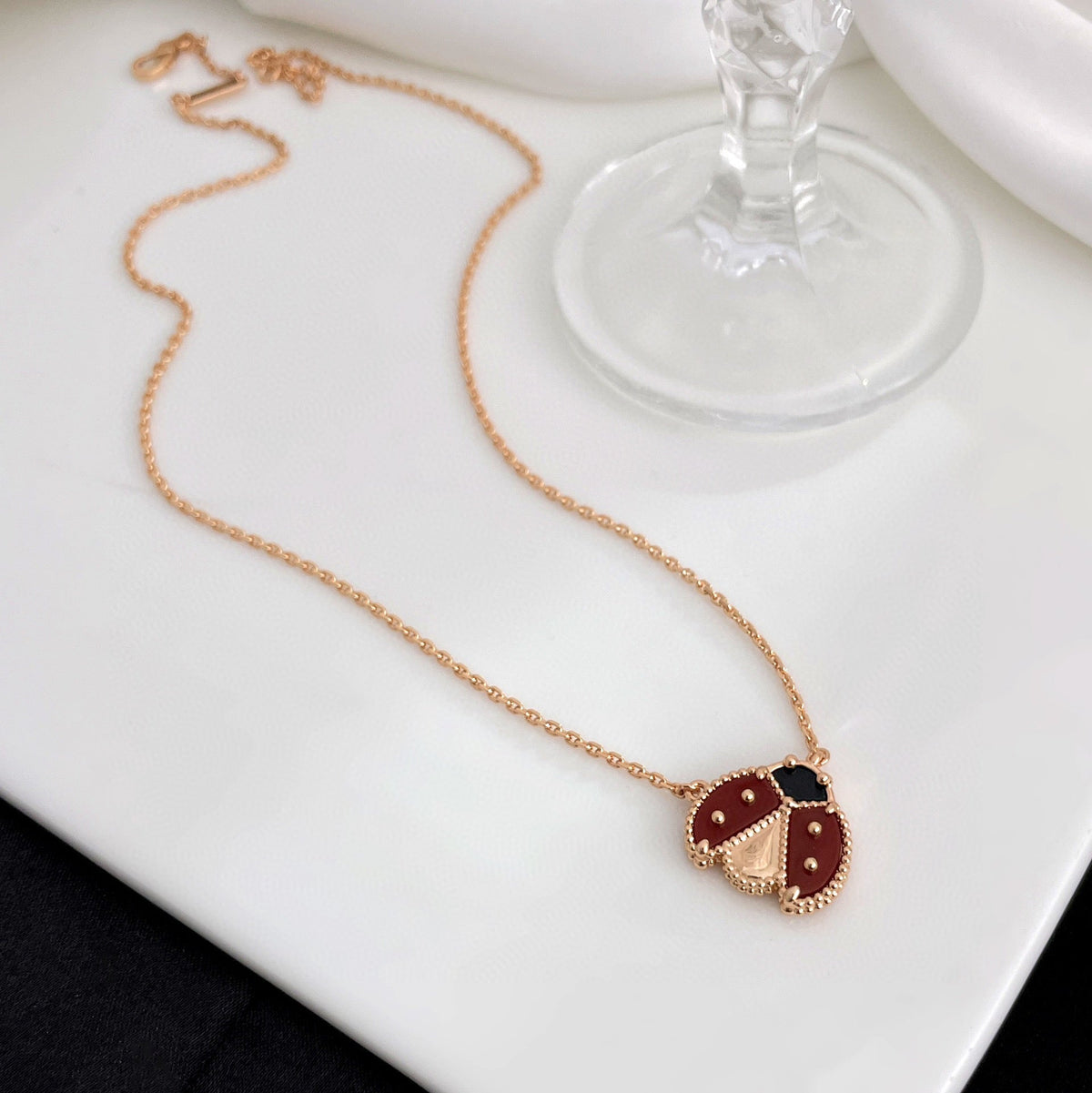 [Super CiCi ]LUCKY  CARNELIANS LADYBUG NECKLACE