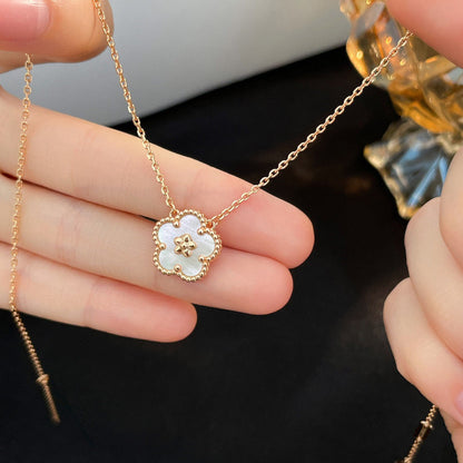 [Super CiCi ]LUCKY  WHITE MOP  PLUM BLOSSOM NECKLACE