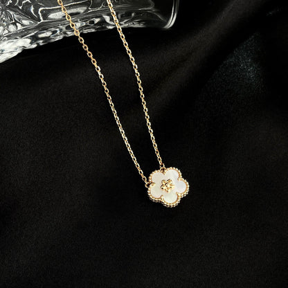 [Super CiCi ]LUCKY  WHITE MOP  PLUM BLOSSOM NECKLACE