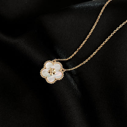 [Super CiCi ]LUCKY  WHITE MOP  PLUM BLOSSOM NECKLACE