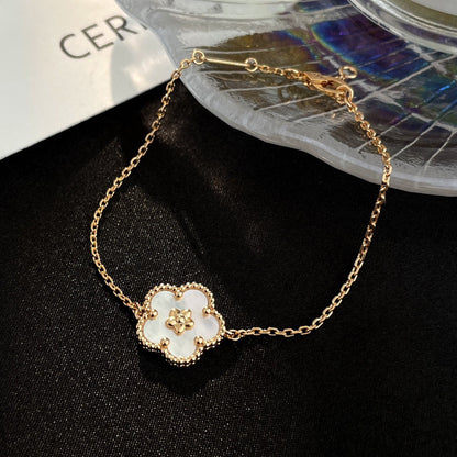 [Super CiCi ]LUCKY WHITE MOP PLUM BLOSSOM  BRACELET