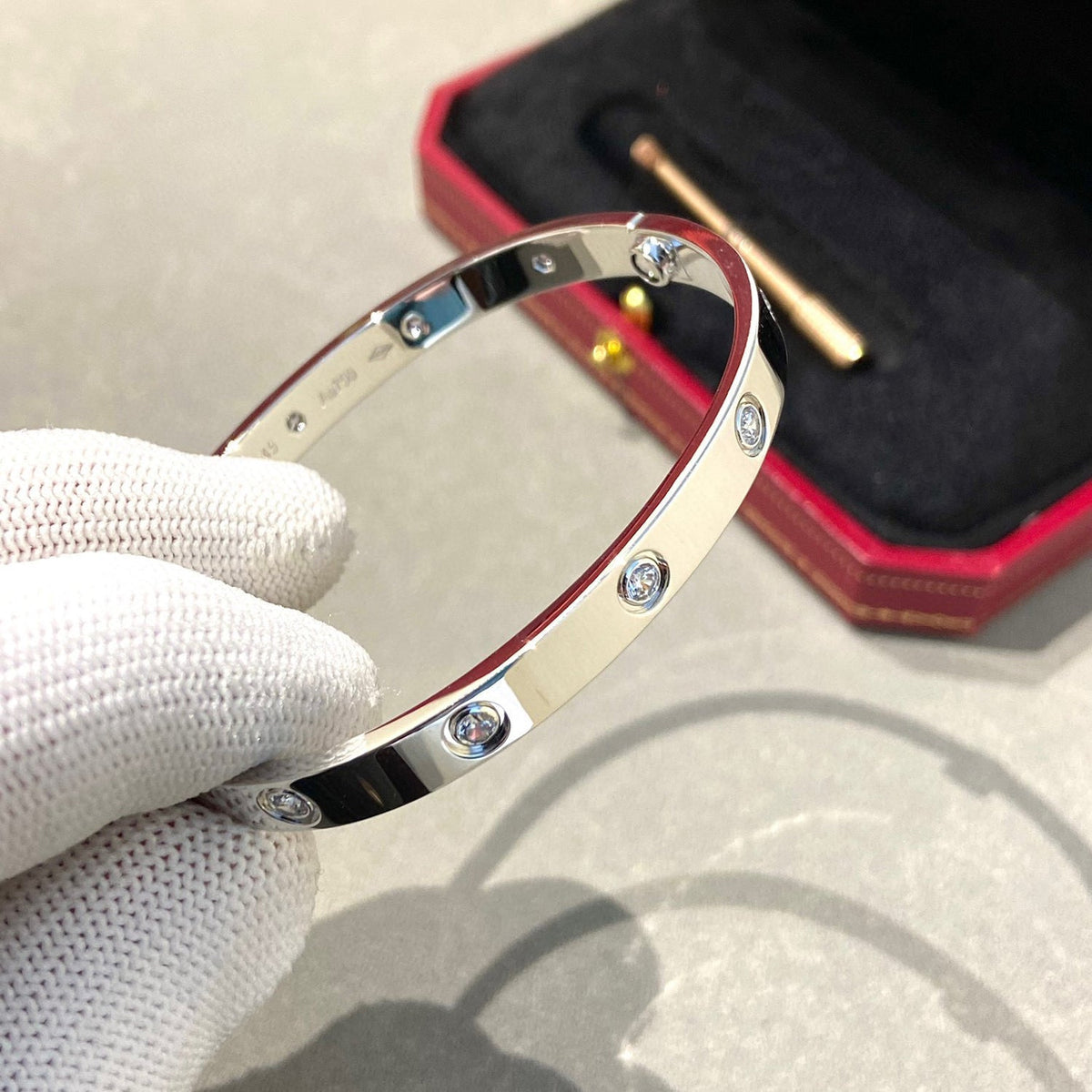 [Super CiCi ]LOVE BRACELET 6.1MM 10 DIAMONDS
