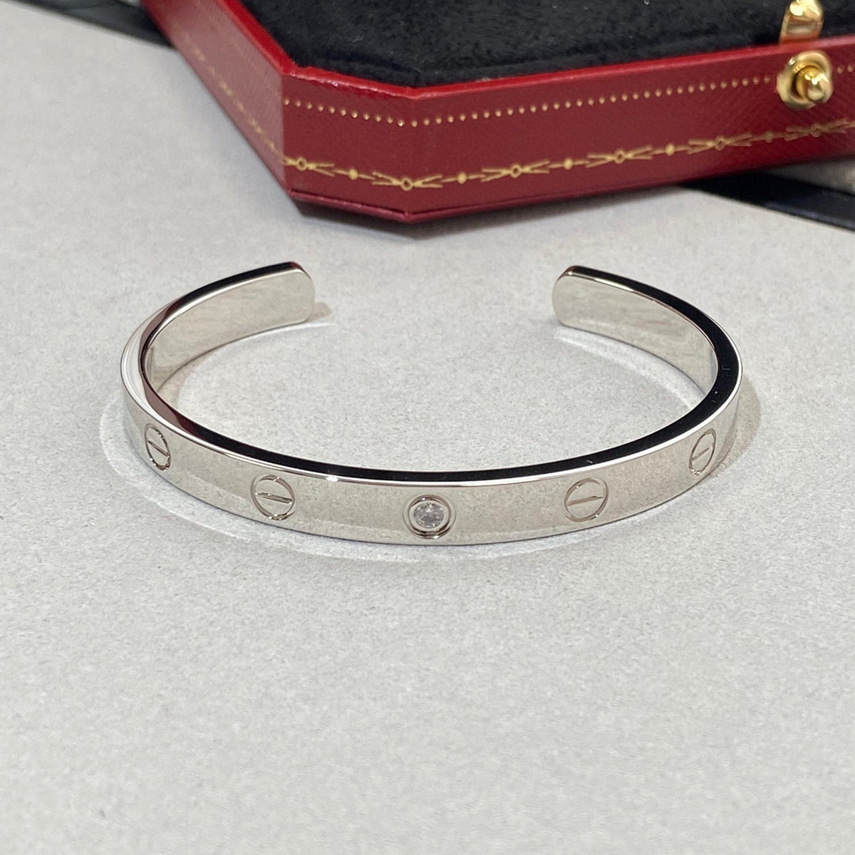 [Super CiCi ]LOVE BRACELET 6.1MM 1 DIAMOND OPEN CUFF