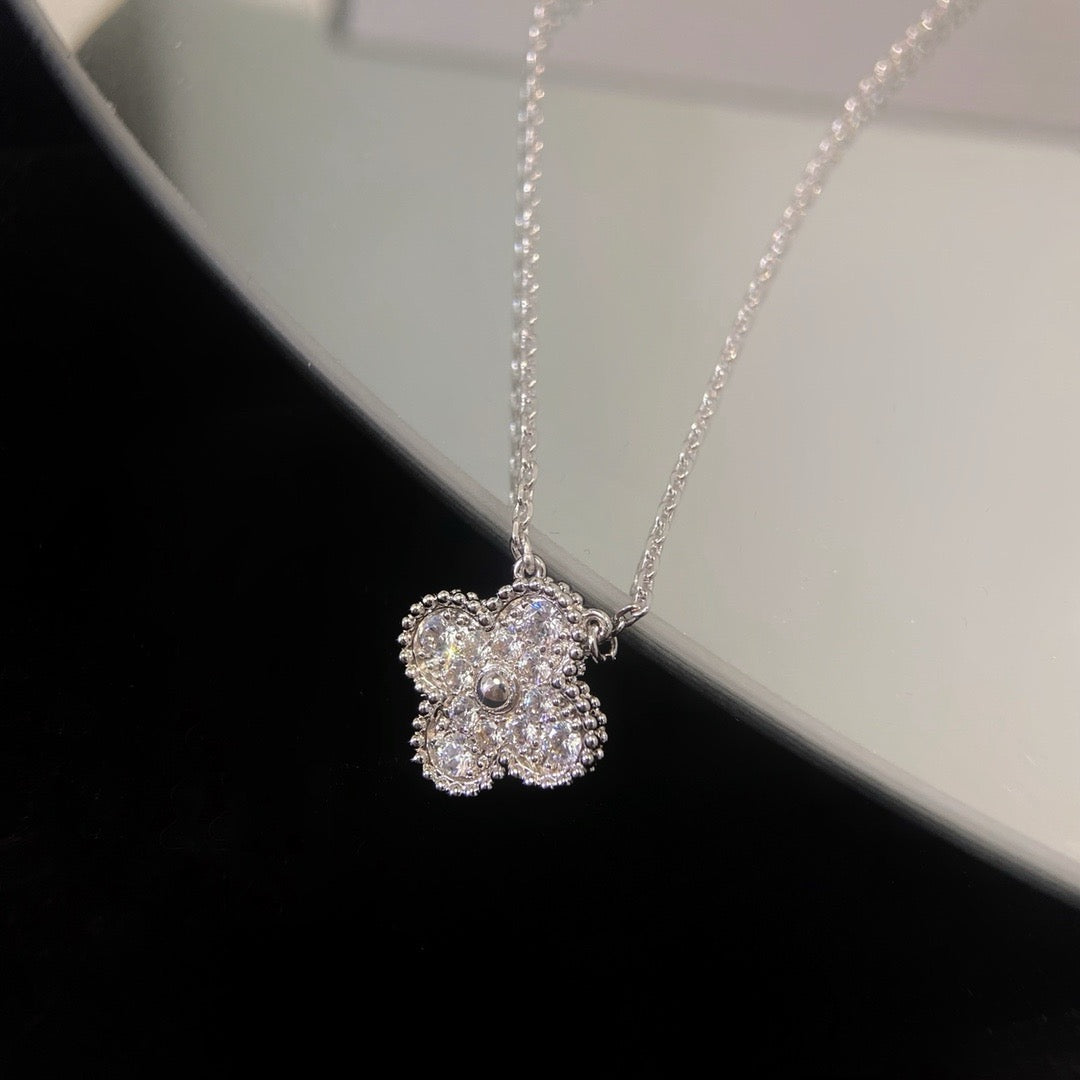 [Super CiCi ]CLOVER 15MM DIAMOND SINGLE FLOWER NECKLACE