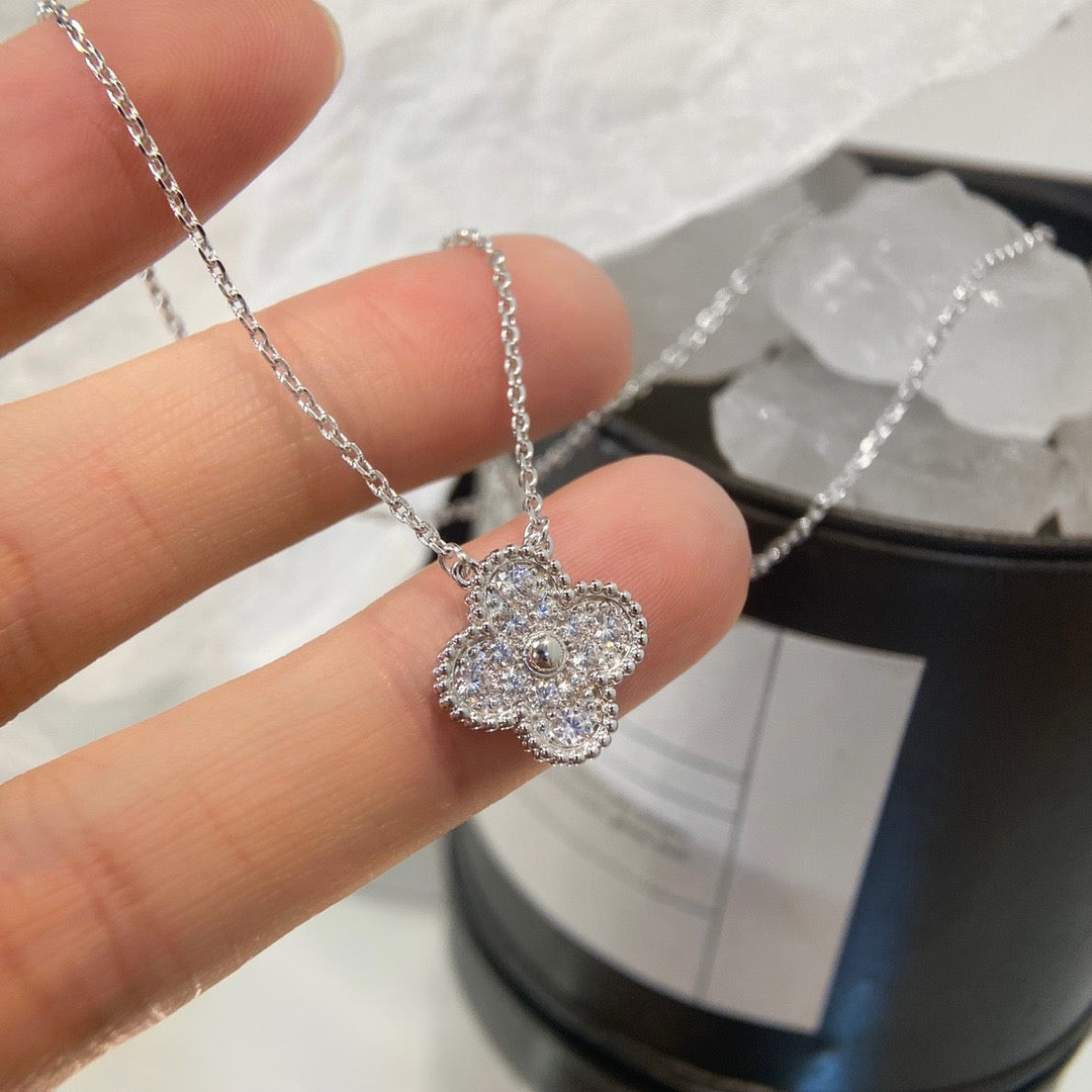 [Super CiCi ]CLOVER 15MM DIAMOND SINGLE FLOWER NECKLACE