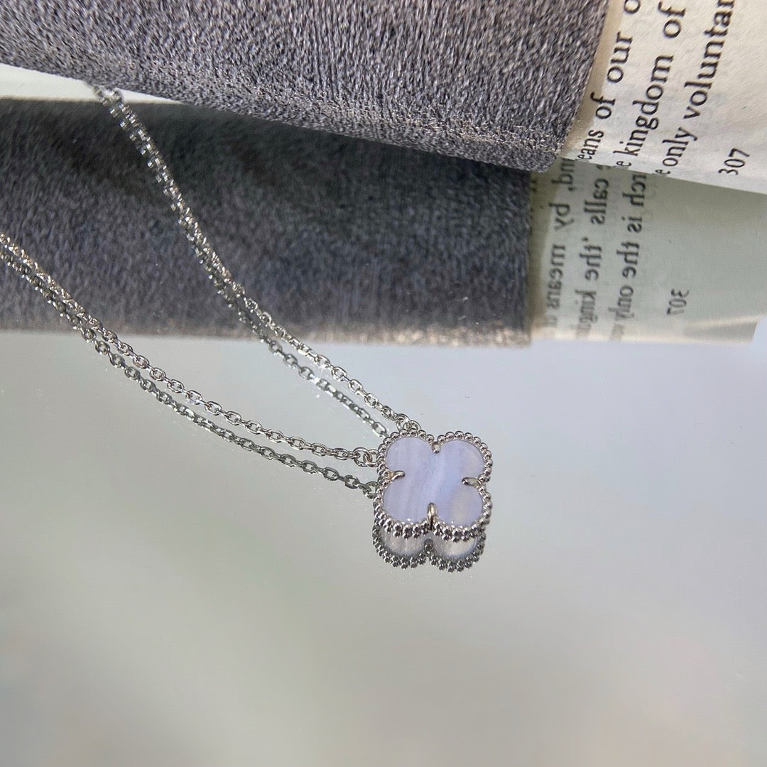 [Super CiCi ]CLOVER 15MM BLUE CHALCEDONY NECKLACE SILVER