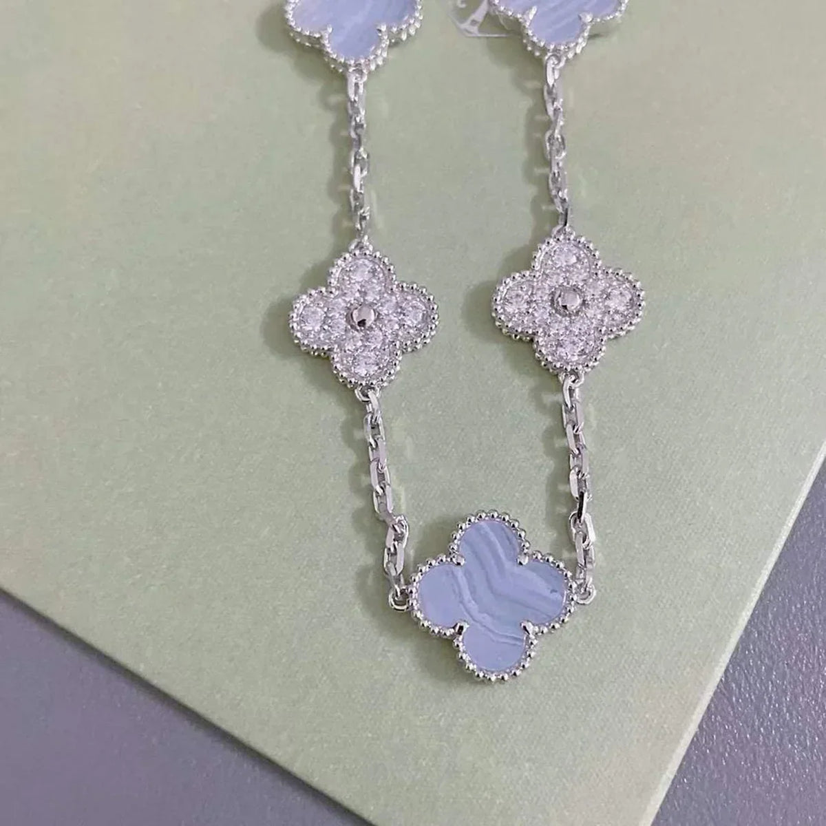 [Super CiCi ] CLOVER 5 MOTIF PURPLE CHALCEDONY BRACELET COLLECTION