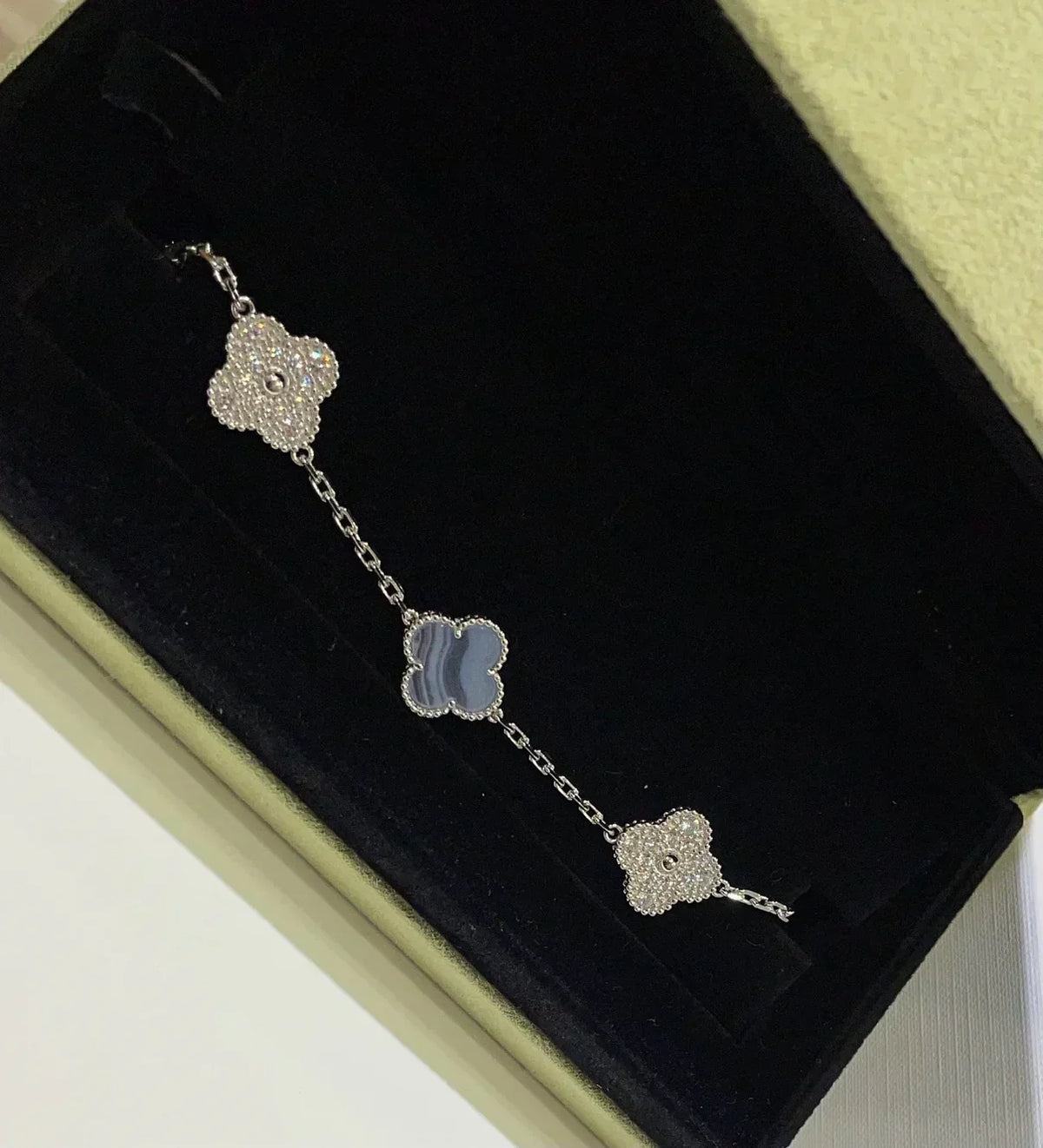 [Super CiCi ] CLOVER 5 MOTIF PURPLE CHALCEDONY BRACELET COLLECTION