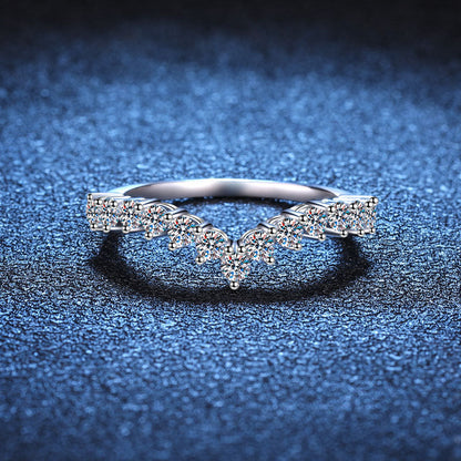 [Super CiCi]ELEGANT V-SHAPED CHEVRON MOISSANITE RING