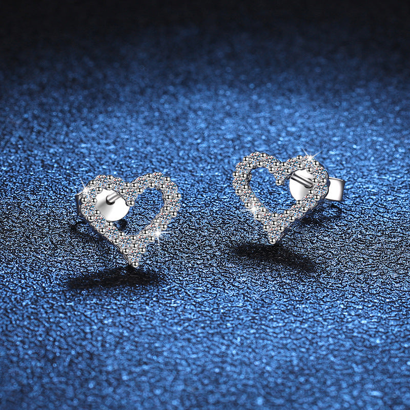 [Super CiCi]SPARKLING HEART-SHAPED MOISSANITE STUD EARRINGS