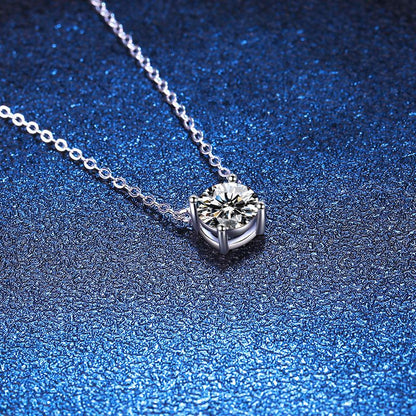 [Super CiCi]CLASSIC FOUR-PRONG SOLITAIRE MOISSANITE NECKLACE