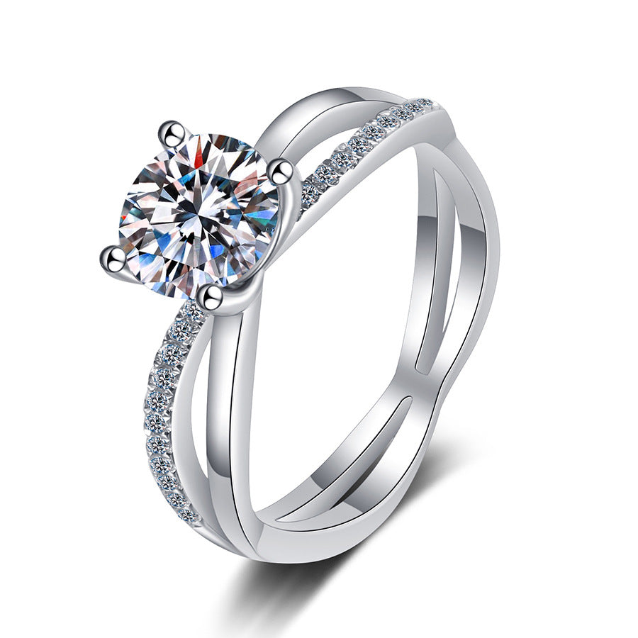 [Super CiCi]ELEGANT 4-PRONG CROSSOVER MOISSANITE ENGAGEMENT RING