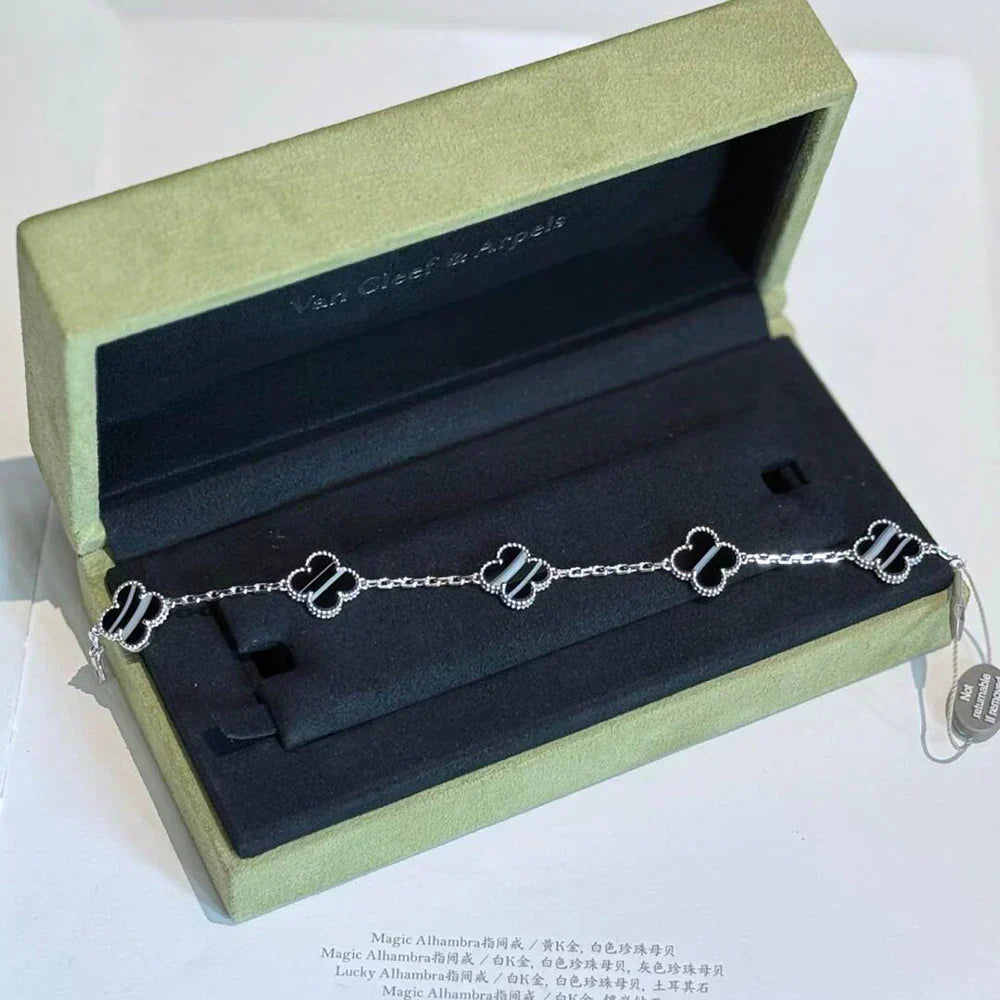 [Super CiCi ] CLOVER 5 MOTIF PULSAR STONE BRACELET COLLECTION