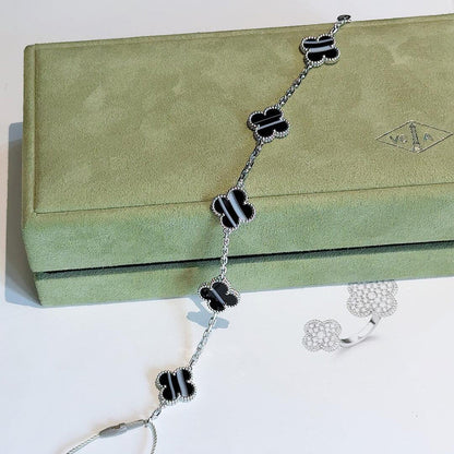 [Super CiCi ]CLOVER 5 MOTIF VEINED ONYX BRACELET SILVER