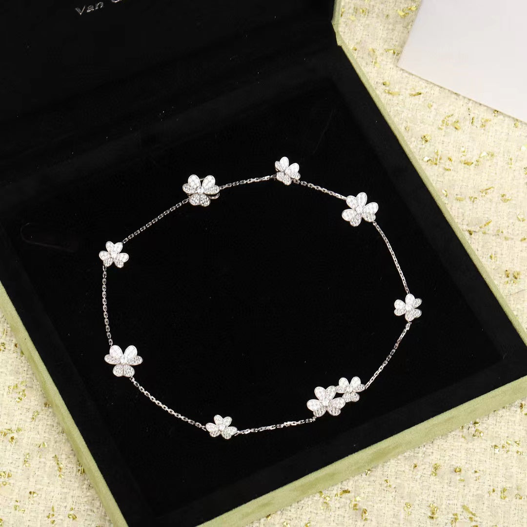[Super CiCi ]FRIVOLE SILVER 9 FLOWERS NECKLACE