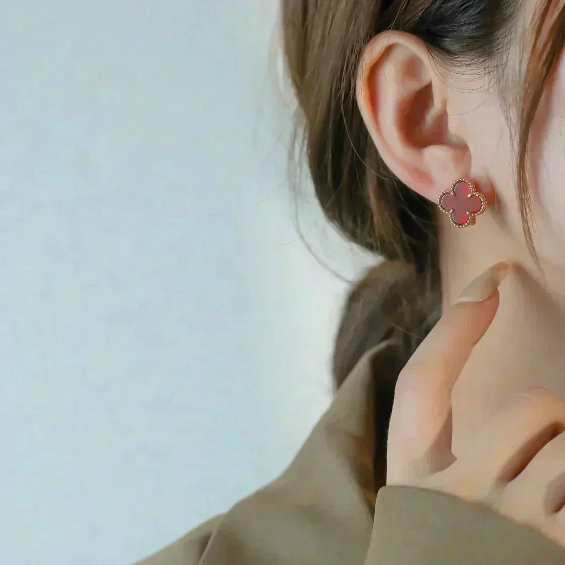 [Super CiCi ]CLOVER MEDIUM 1 MOTIFS CARNELIAN  EARRINGS